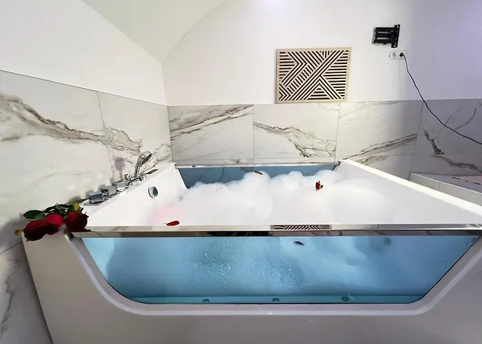 Swing & Whirlpool *